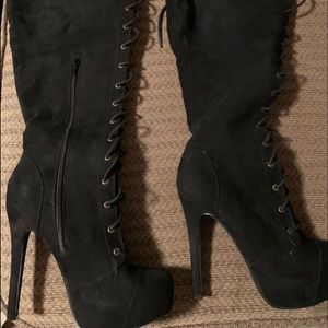 Knee high stiletto boots size 8